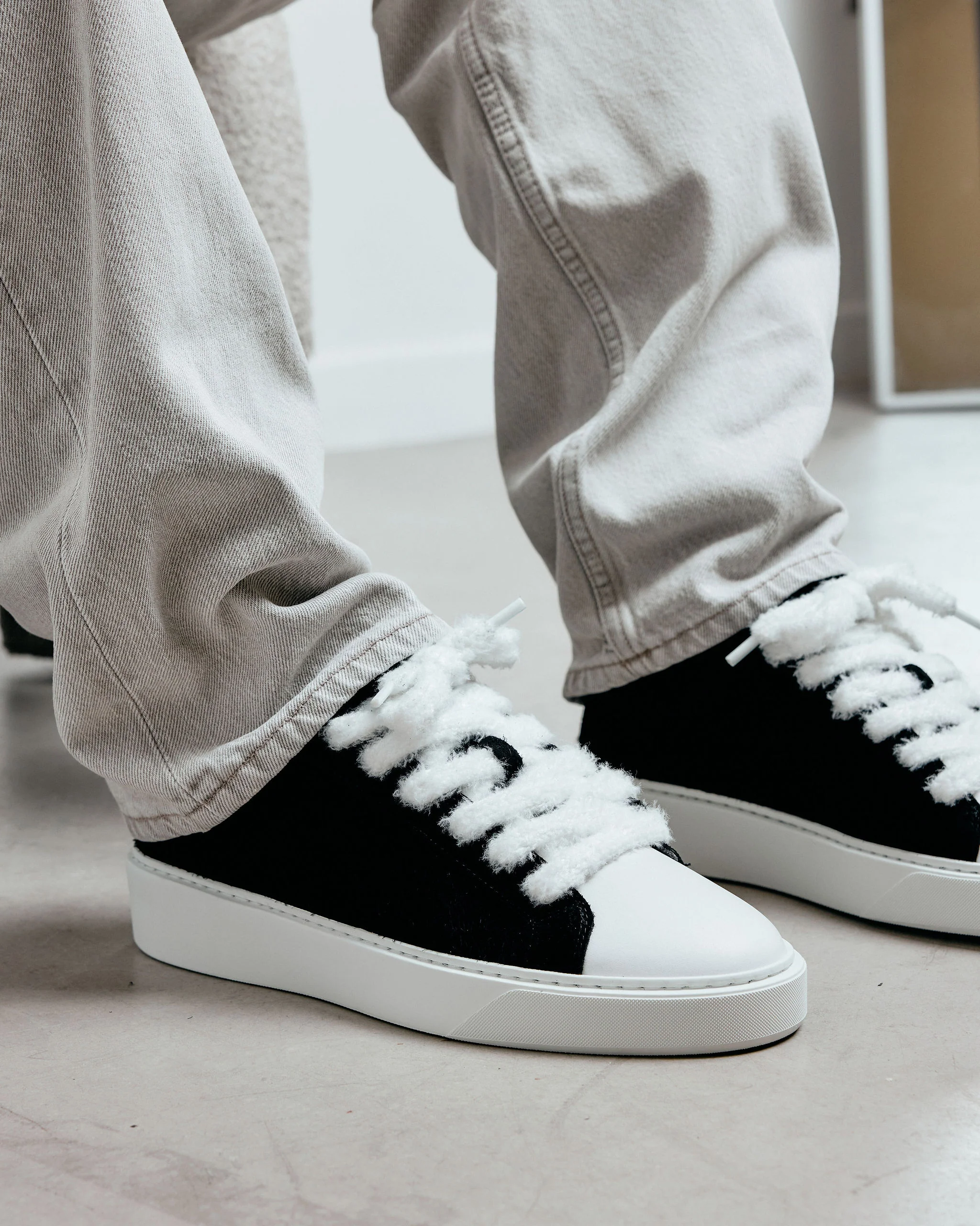 COURT SNEAKER BLACK - Image 13