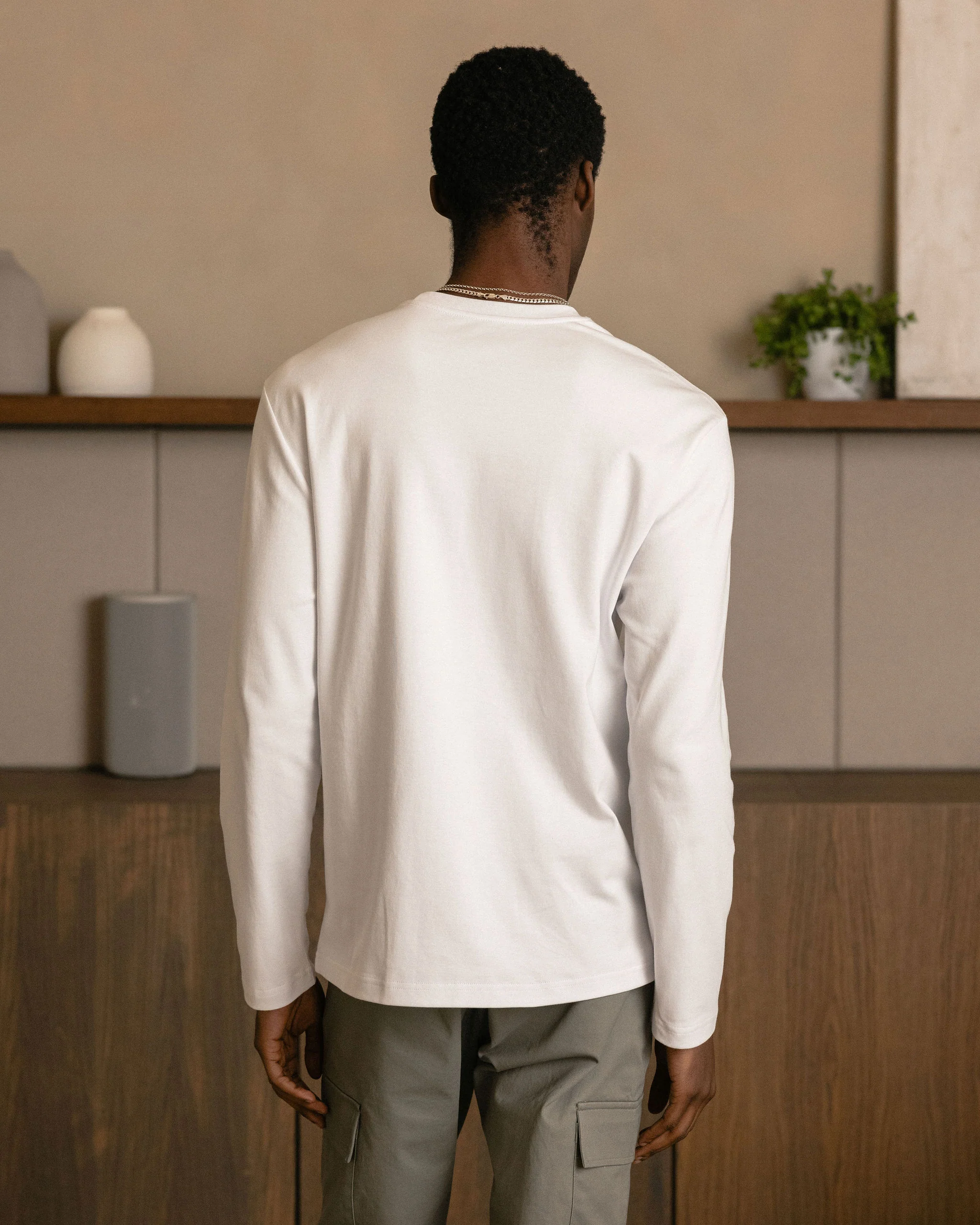ESSENTIAL CREWNECK WHITE - Image 3